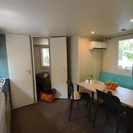 Campsite Les Salisses - Maeva 4*